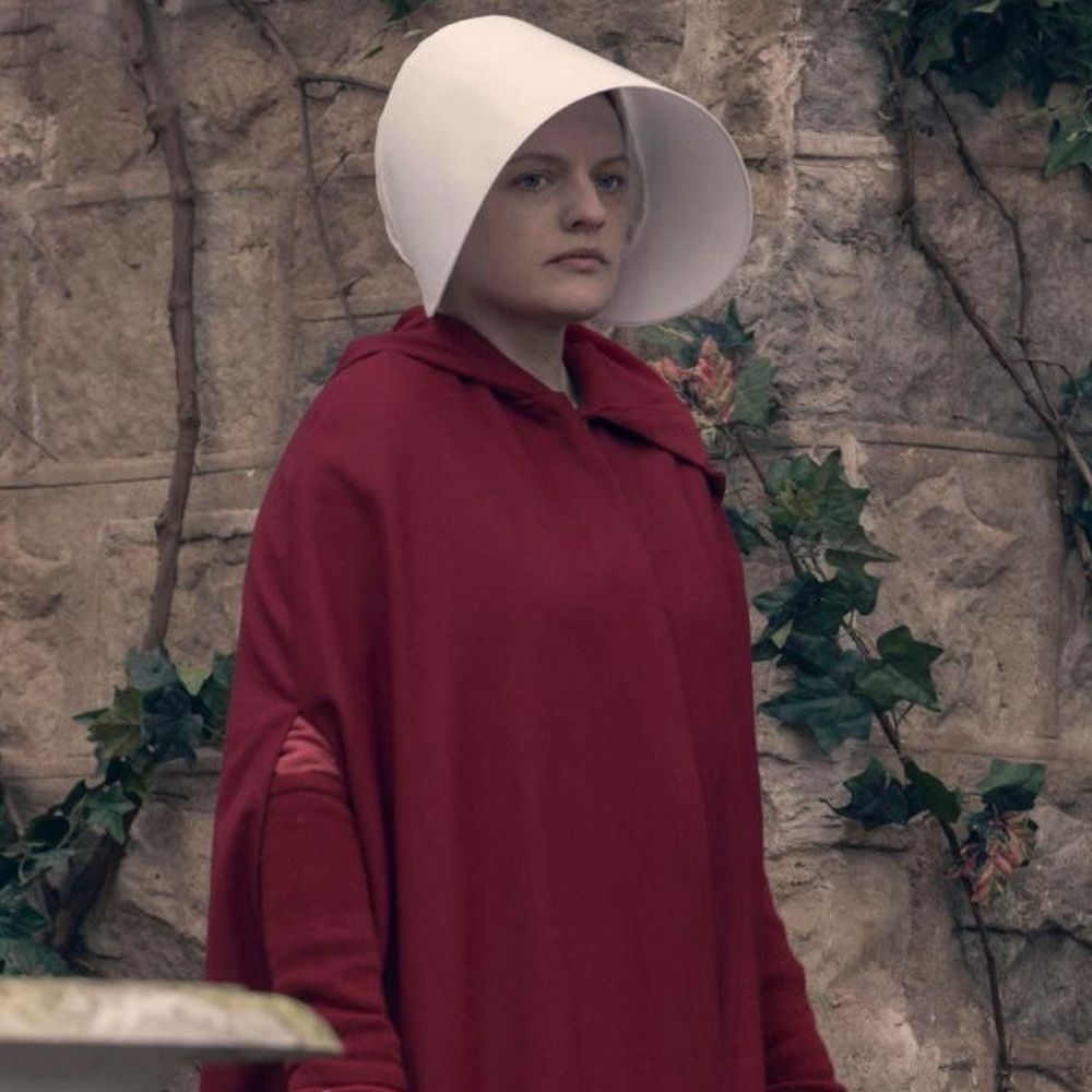 handmaids tale S06 June Osborne Red Costume