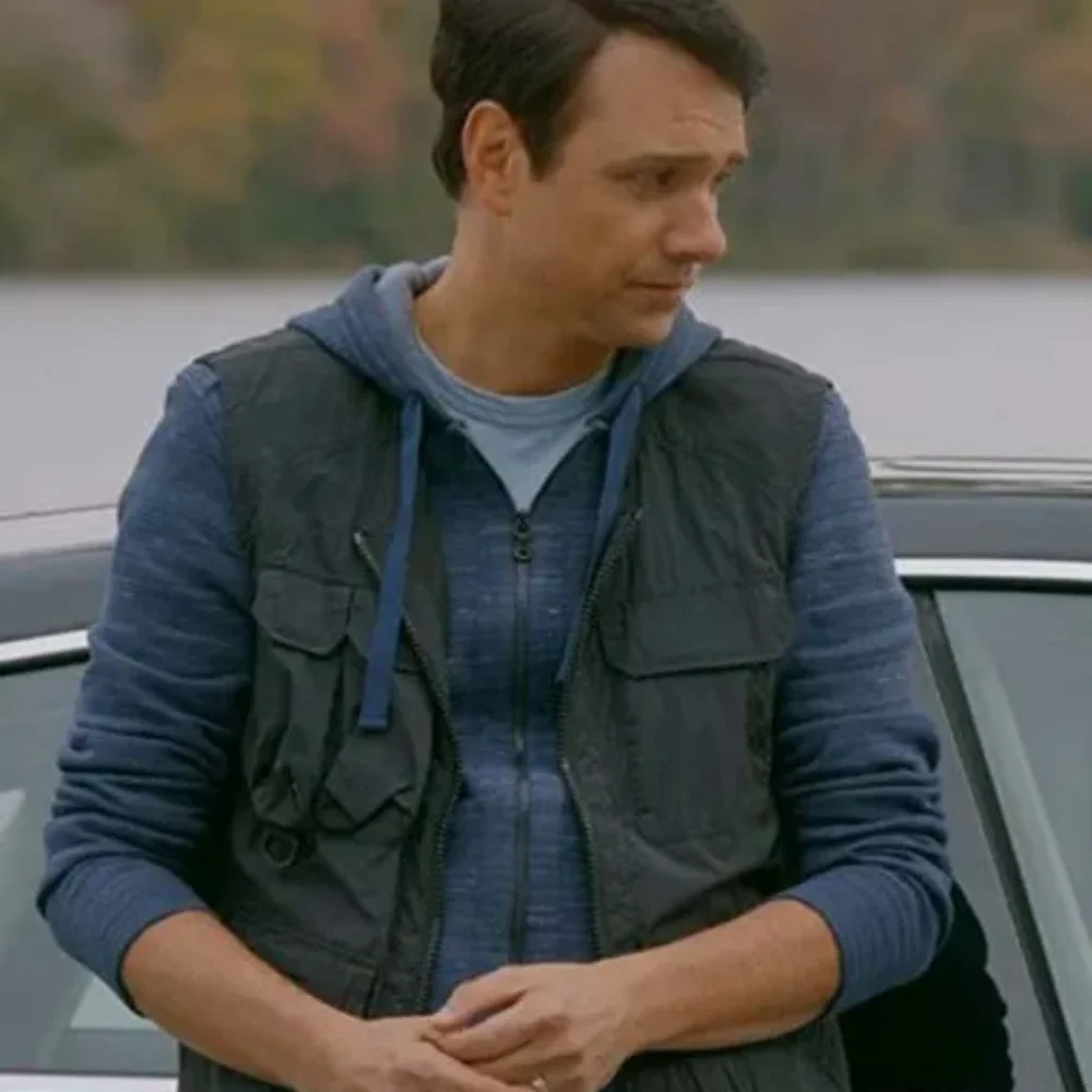 Cobra Kai S04 Ralph Macchio Vest